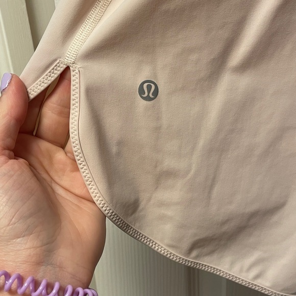 Lululemon razor back flow tank - Picture 2 of 3